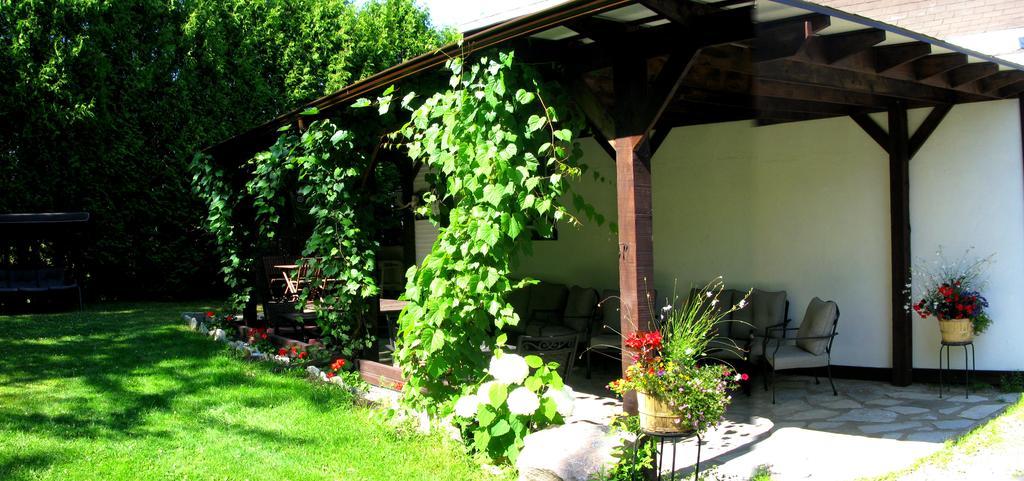 Gite Aux Traditions Saint-Jean-des Piles Dış mekan fotoğraf
